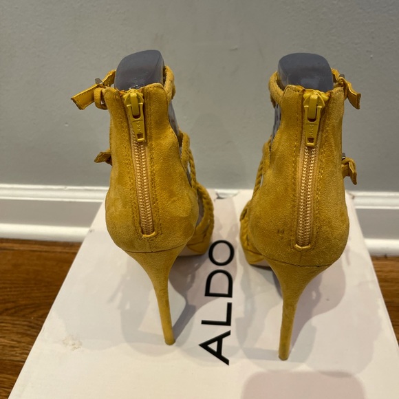 Aldo Porella High Heel Sandal (8.5) - Picture 2 of 9